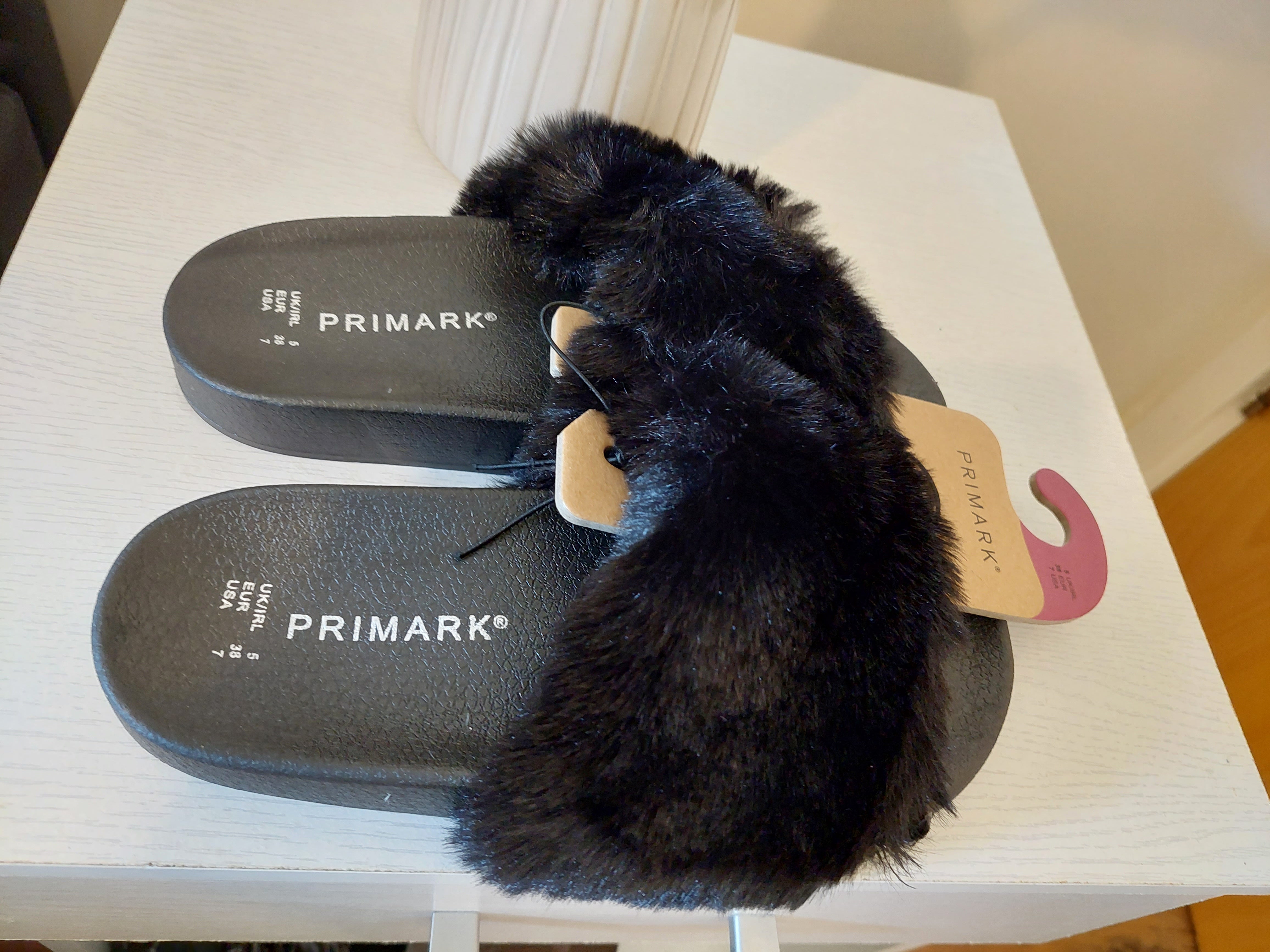 Fur Black Slide