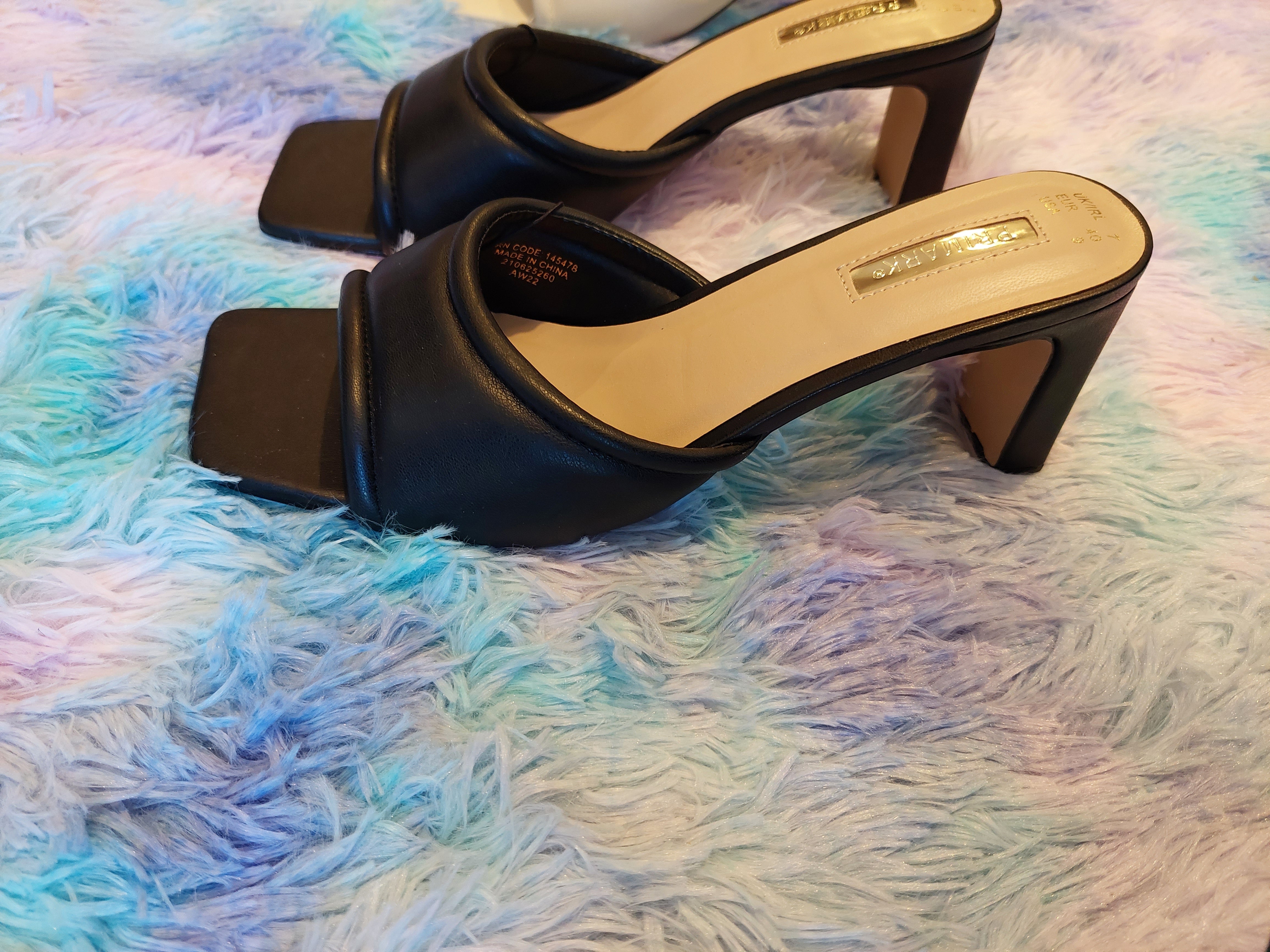 Open-Toes Block Heels