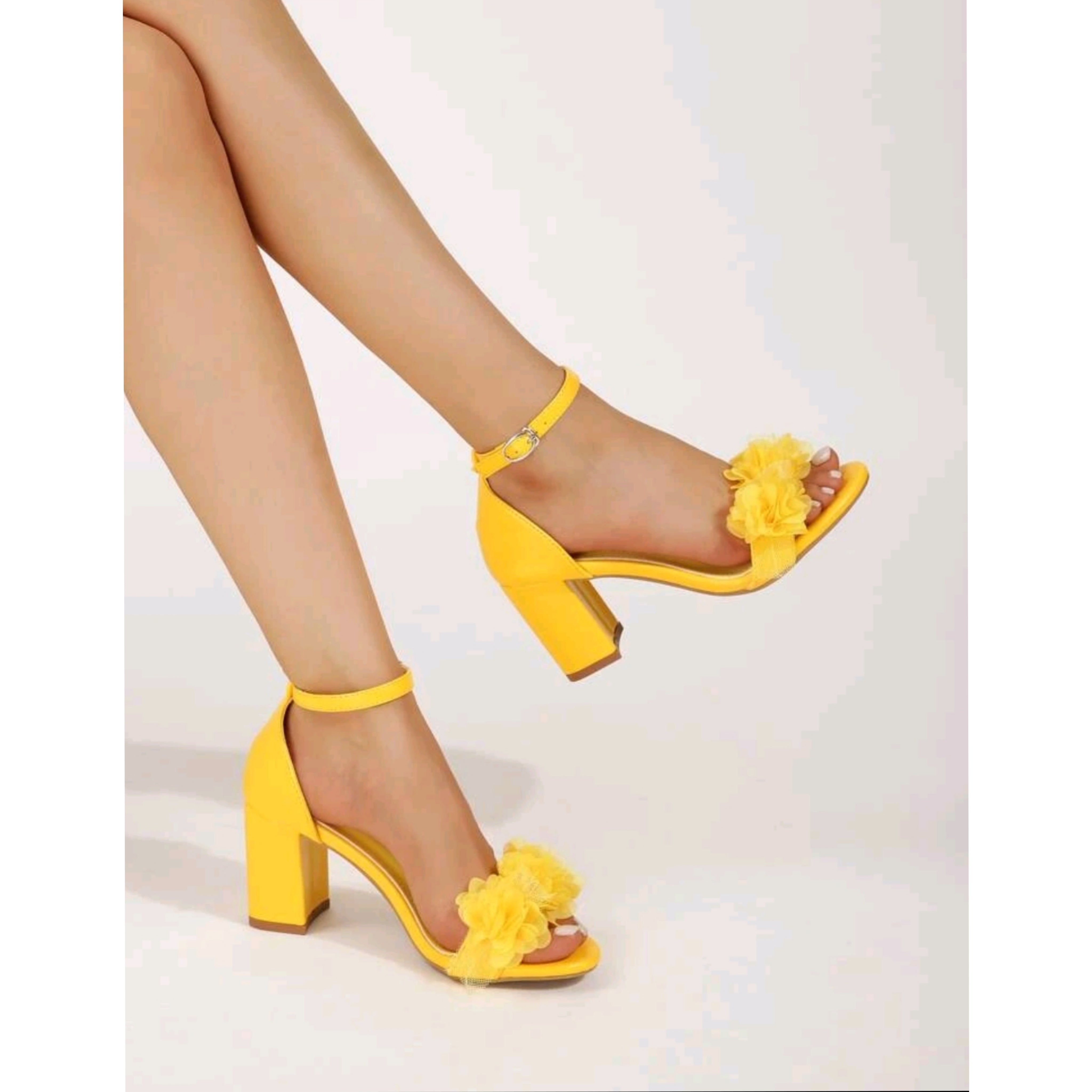 Appliques Decor Chunky Heeled Ankle Strap Sandals